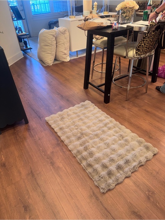 Better Homes And Gardens Other - Better Homes And Gardens Plush Textured Bath Mat in Light Gray